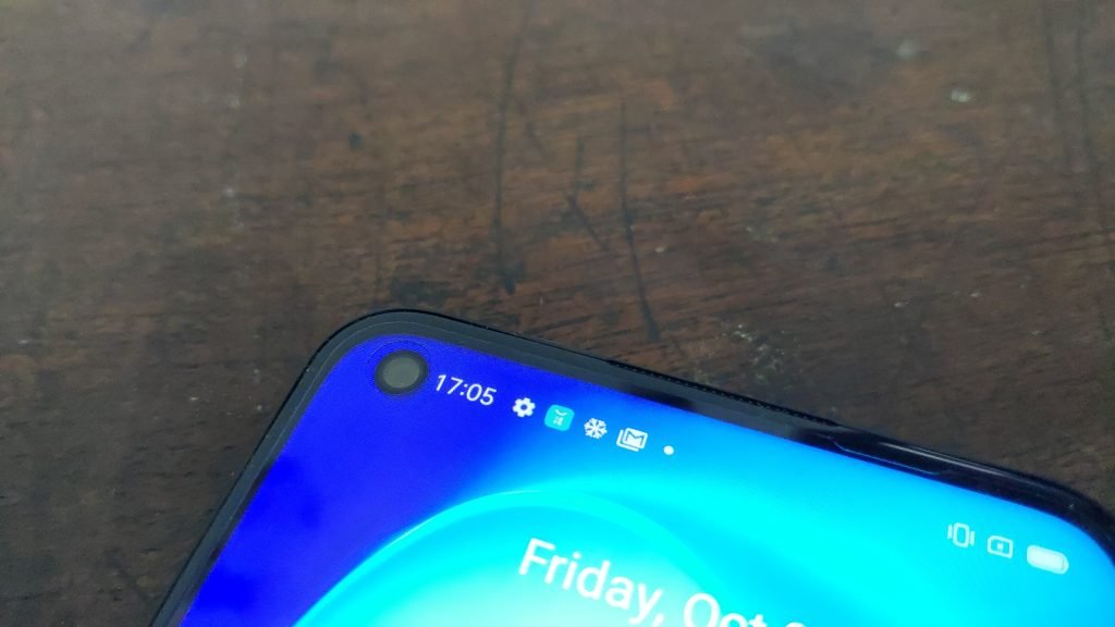 realme C17