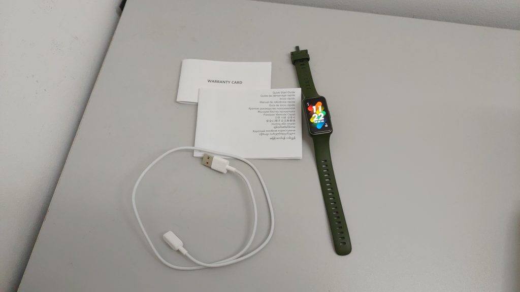 Kelengkapan Huawei Band 7