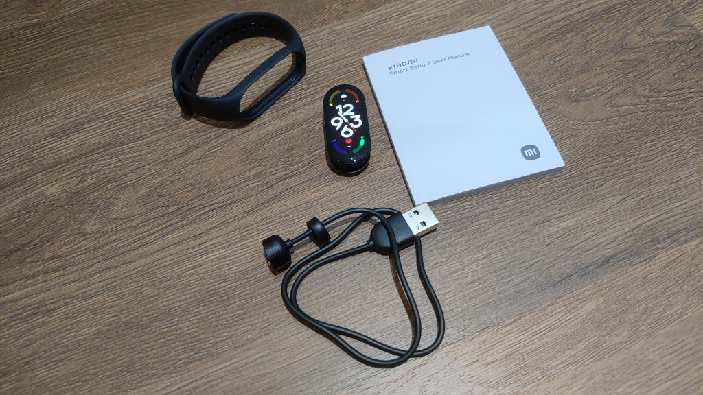 Kelengkapan Xiaomi Smart Band 7