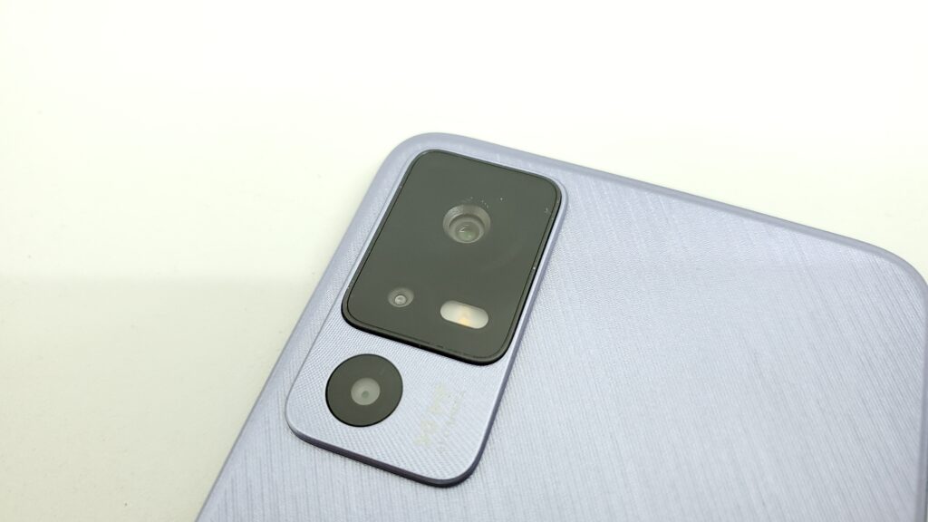 Kamera Utama Sharp Aquos V6 5G