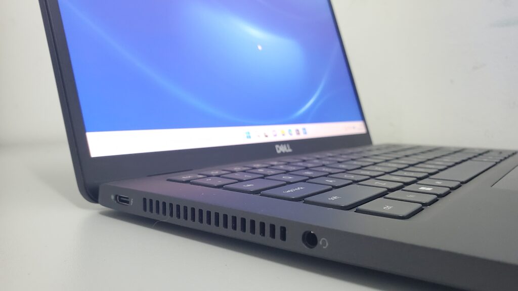 Dell Latitude 7330