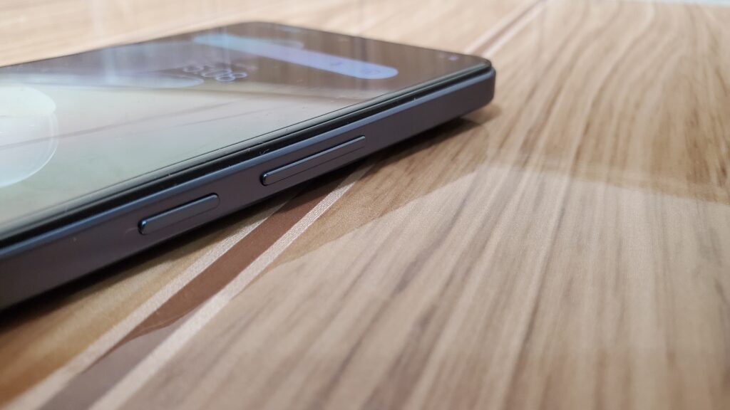 vivo V27e