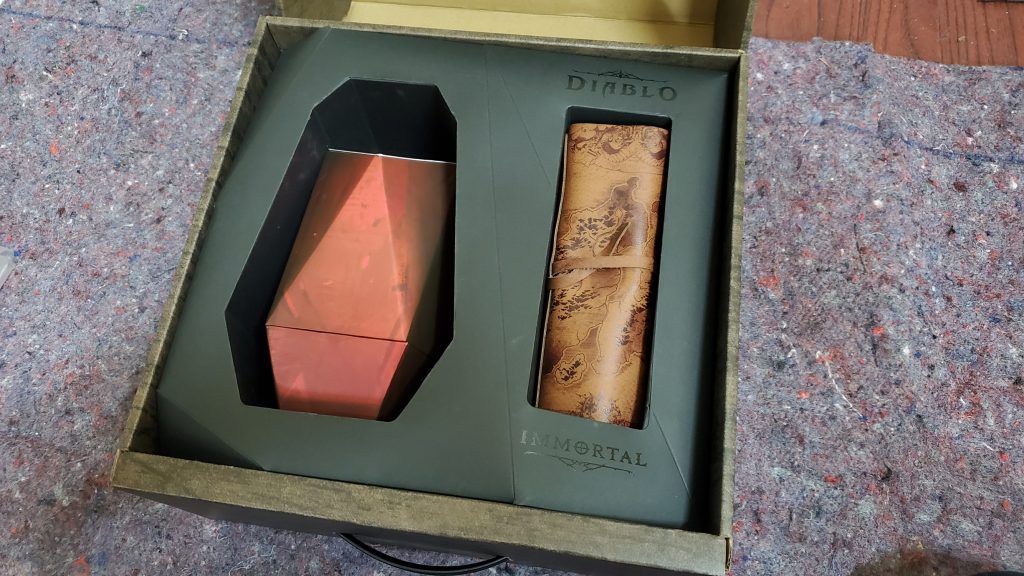 Kelengkapan ROG Phone 6 Diablo Immortal Edition