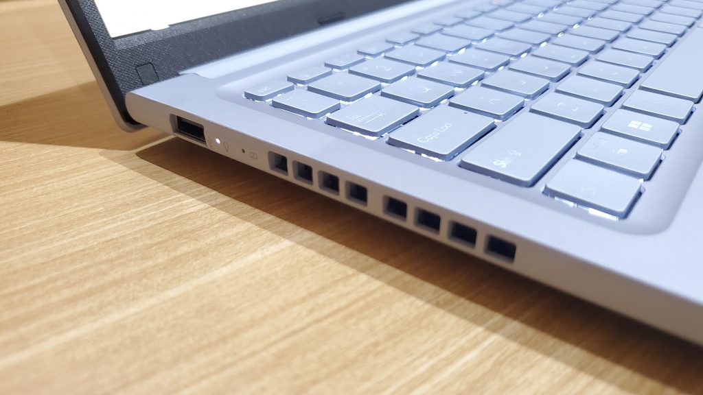 Asus Vivobook A1502Z