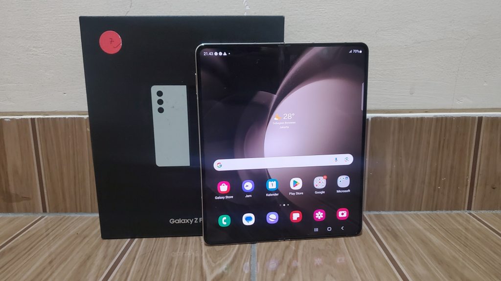Samsung Galaxy Z Fold5