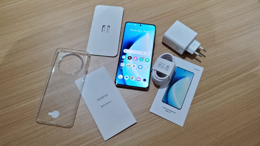 Kelengkapan realme 11 Pro 5G