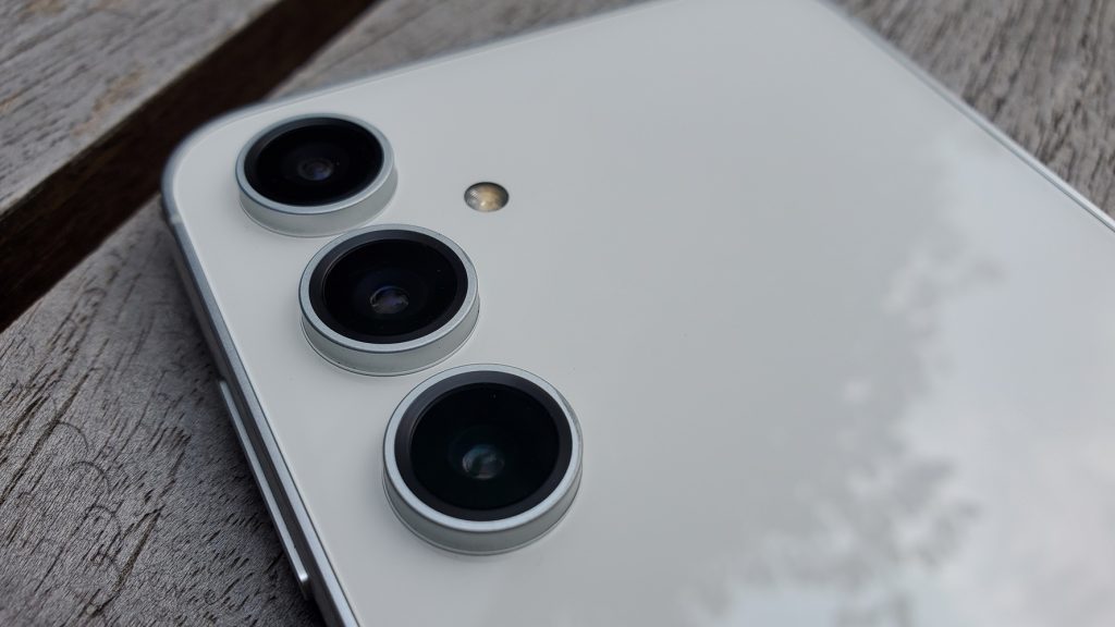 Kamera Utama Samsung Galaxy S23 FE