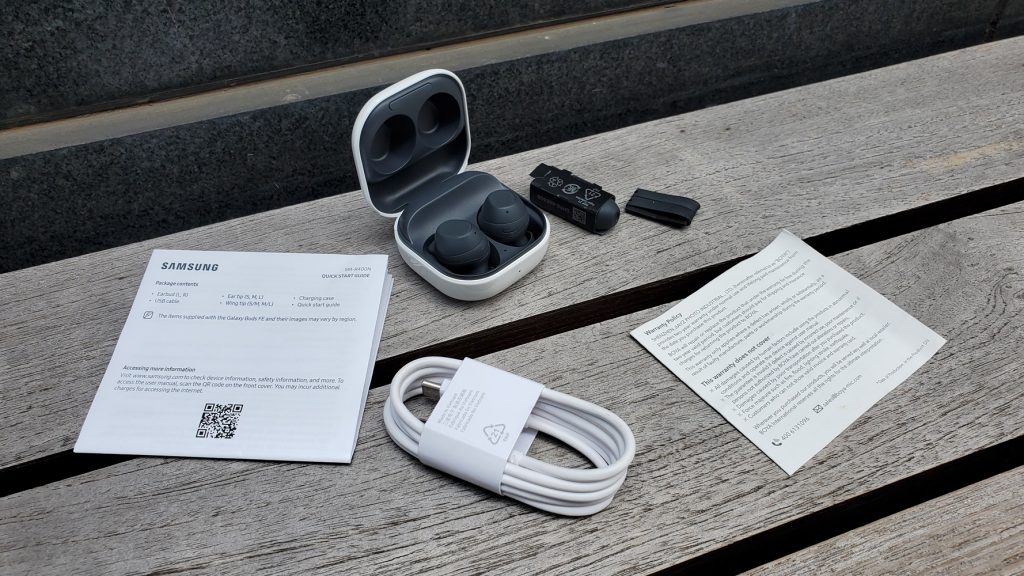 Kelengkapan Samsung Galaxy Buds FE