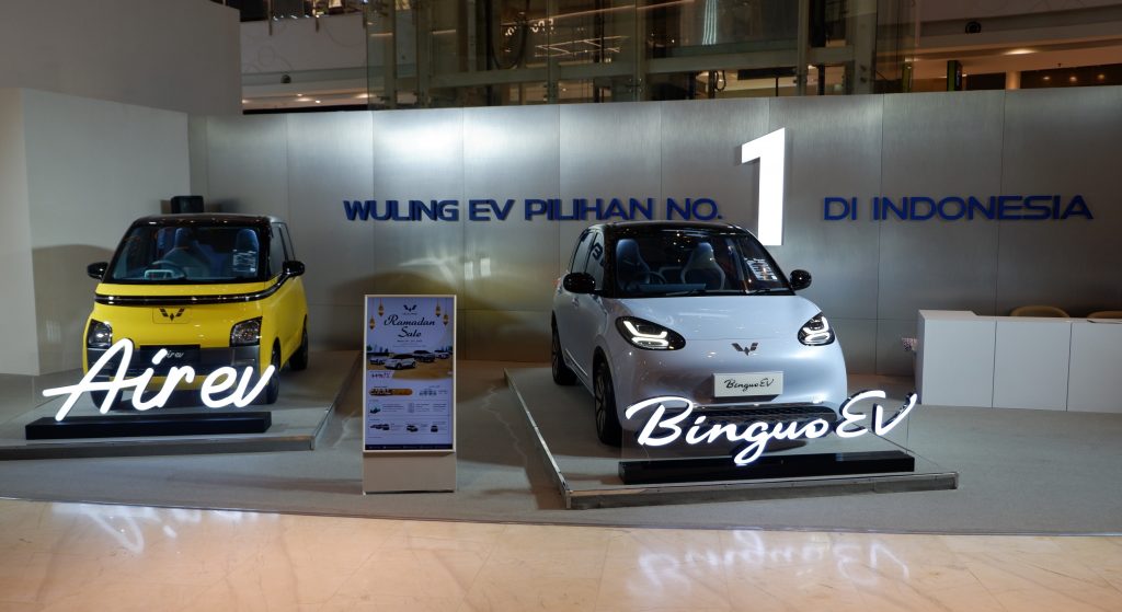 Program Lifetime Core EV Components Warranty turut tersedia untuk seluruh varian Air ev dan Binguo EV serta Extensive Free Maintenance 1024x559