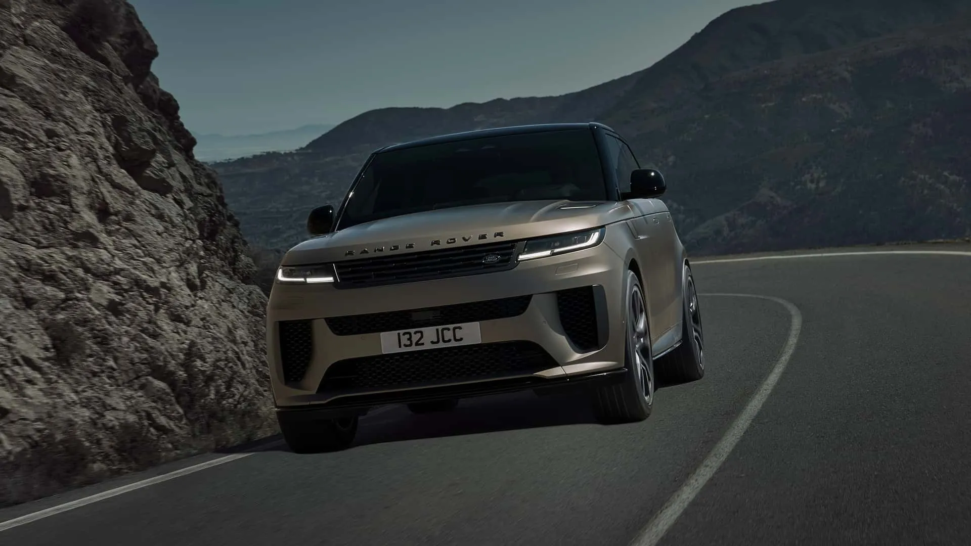 Hanya Tersedia 15 Unit, Range Rover Sport Edisi Terbatas Ini Dibanderol Rp5,4 Miliaran
