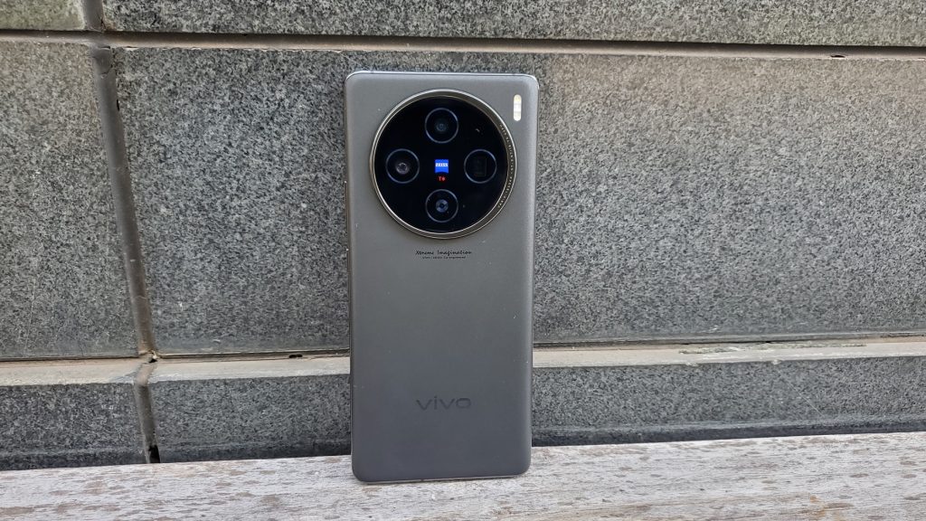 vivo X100