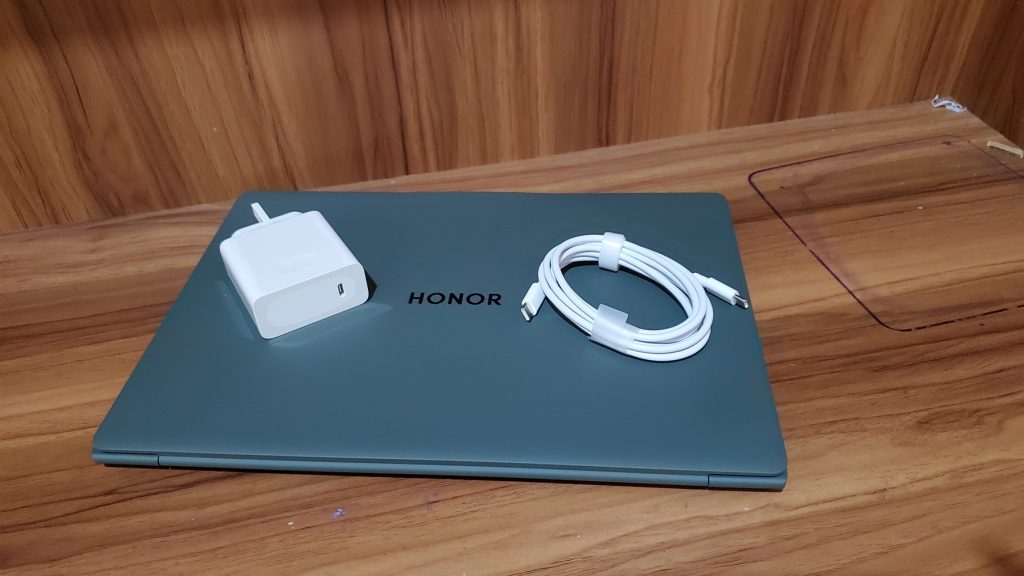 Honor MagicBook Art 14