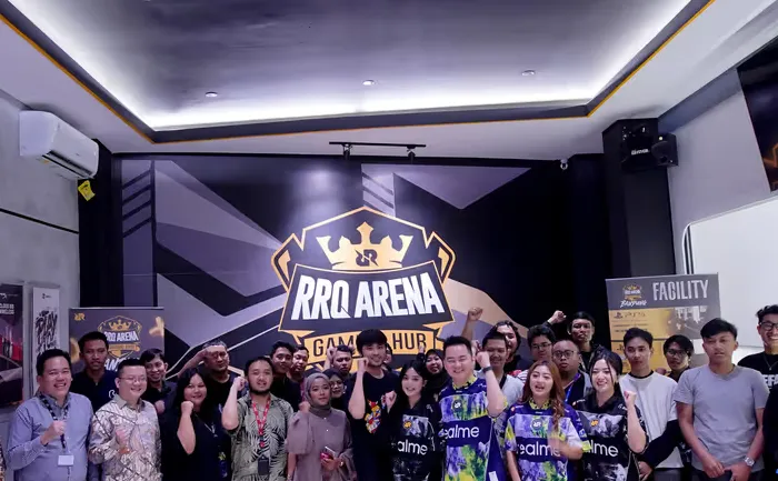 Setup PC gaming premium di RRQ Arena dengan spesifikasi tinggi