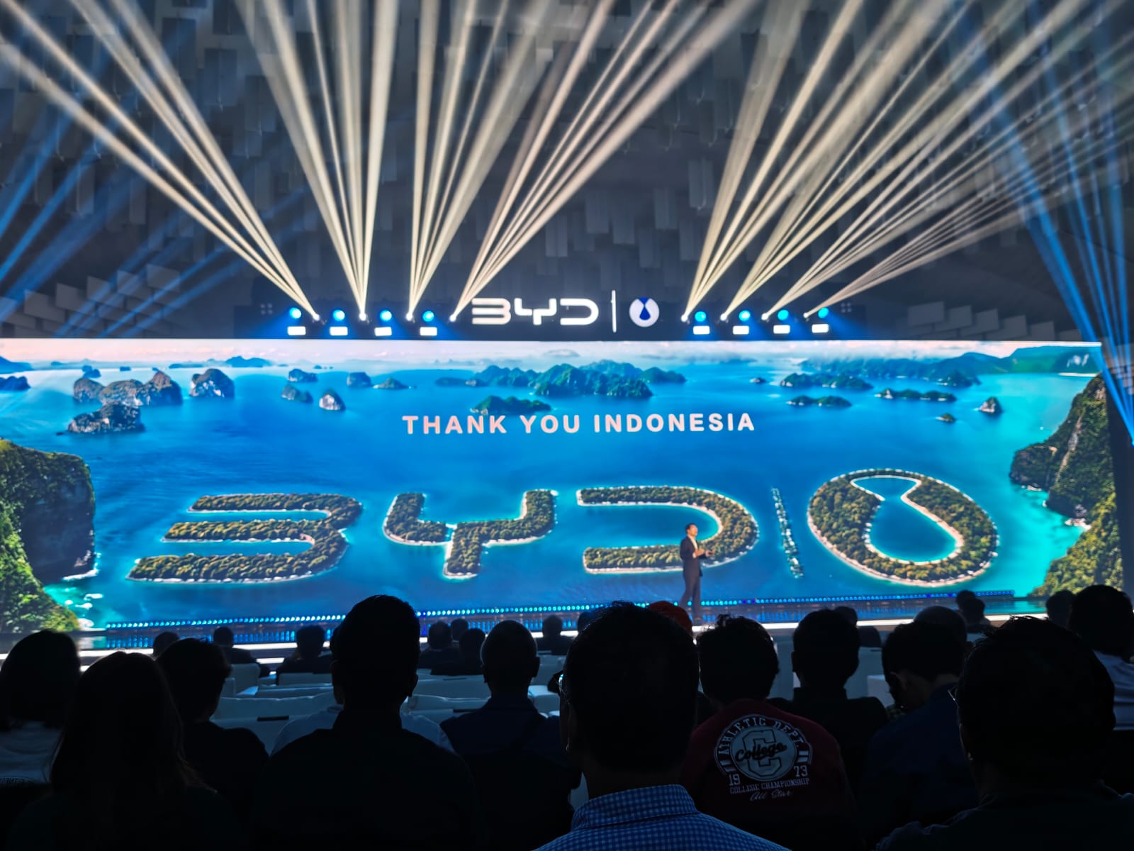 BYD Soroti Krisis Selat Hormuz, Luncurkan Mobil Hybrid Irit BBM