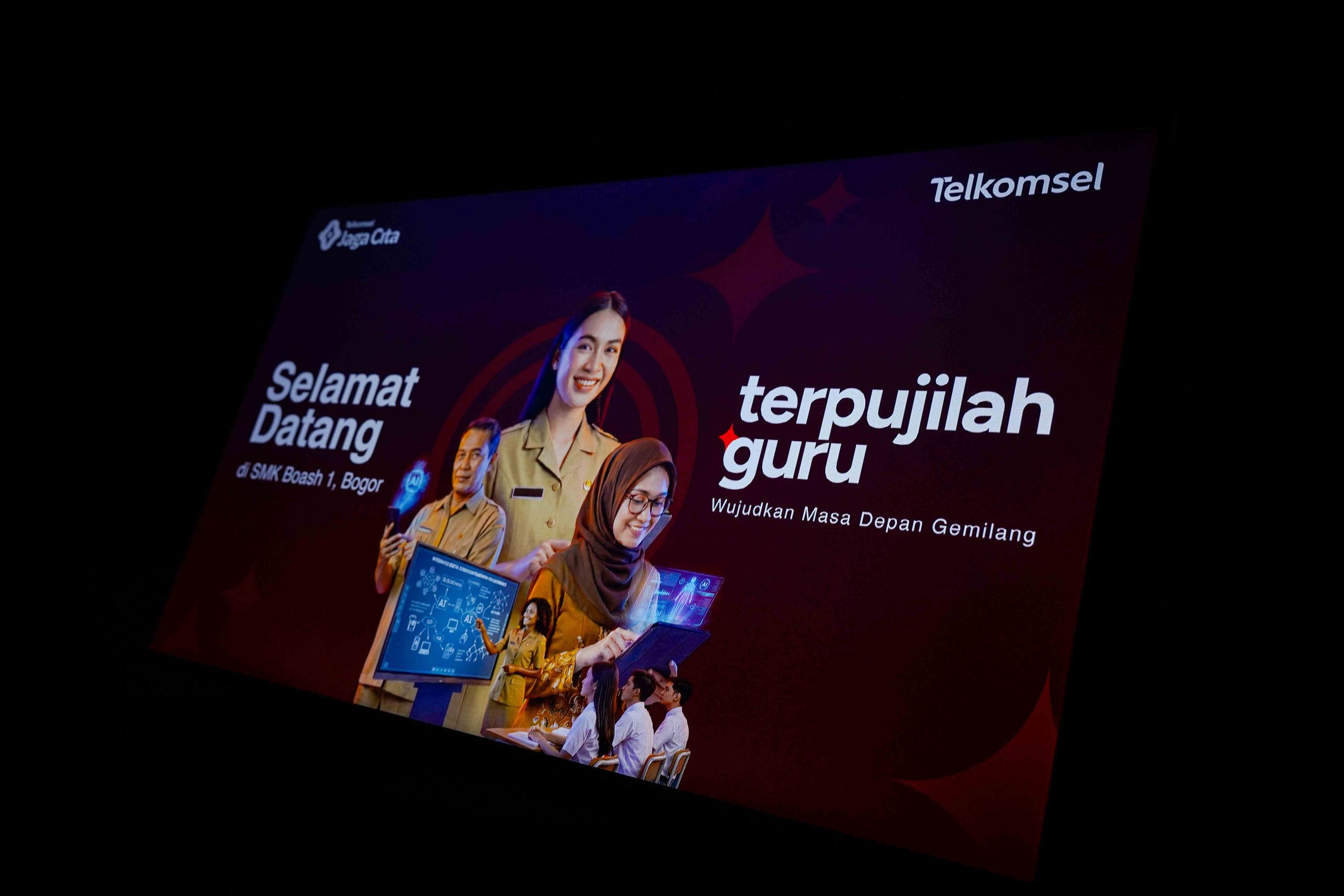 Telkomsel Bekali 1.000 Guru dengan AI dan Konten Kreatif
