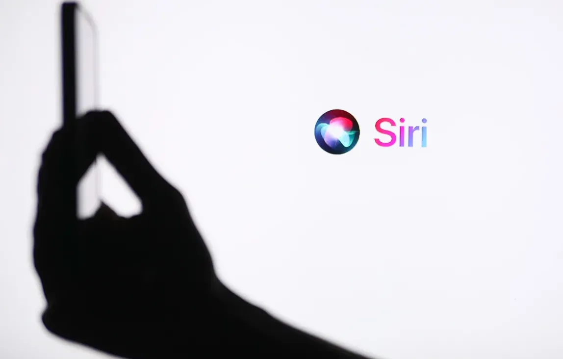 Siri Terbaru Bakal Hapus Chat Otomatis demi Privasi