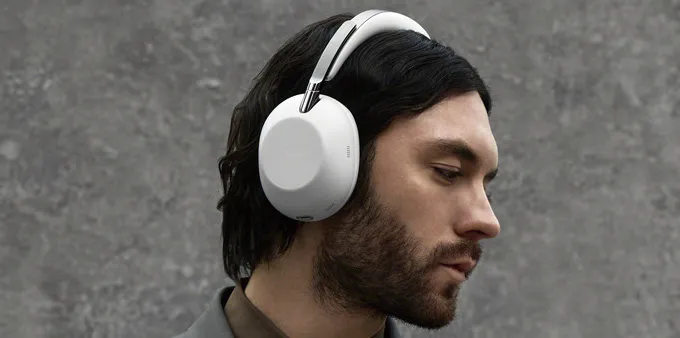 Sony Rayakan 10 Tahun 1000X dengan Headphone Mewah The ColleXion