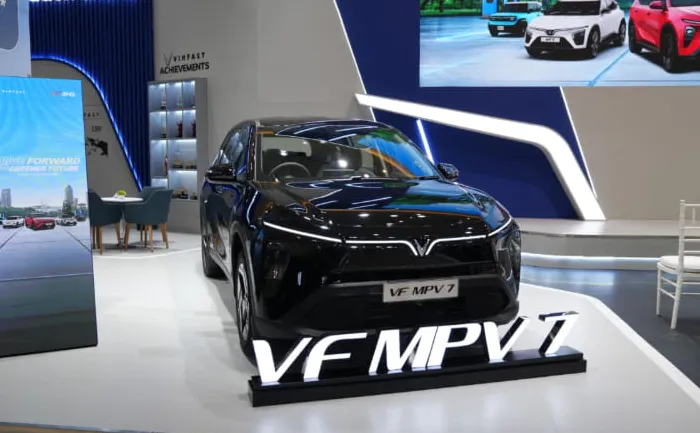VinFast VF MPV 7 Resmi Meluncur di Surabaya, Harga Mulai Rp357 Juta