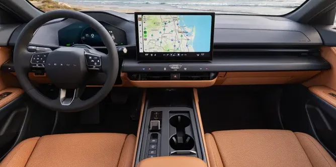 Sisi samping Lexus ES350h 2026 yang elegan dengan garis bodi modern