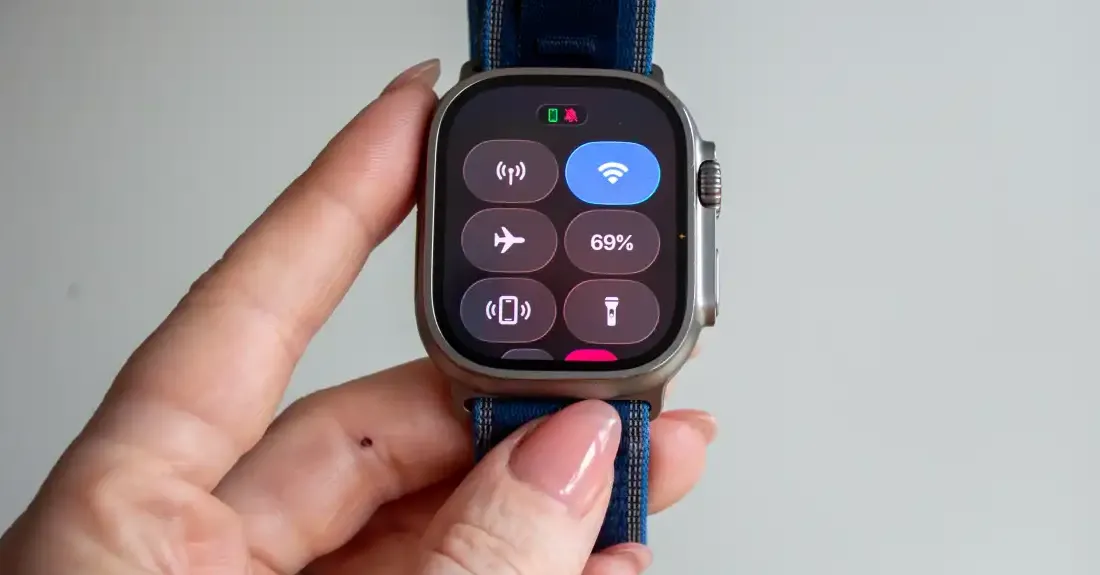 Apple Watch Ultra 3 13