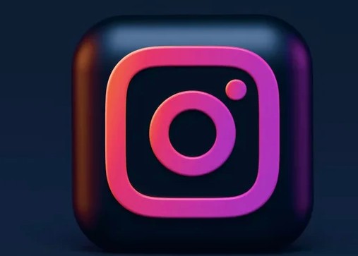 Instagram Hadirkan Caption Berbeda untuk Setiap Foto Carousel