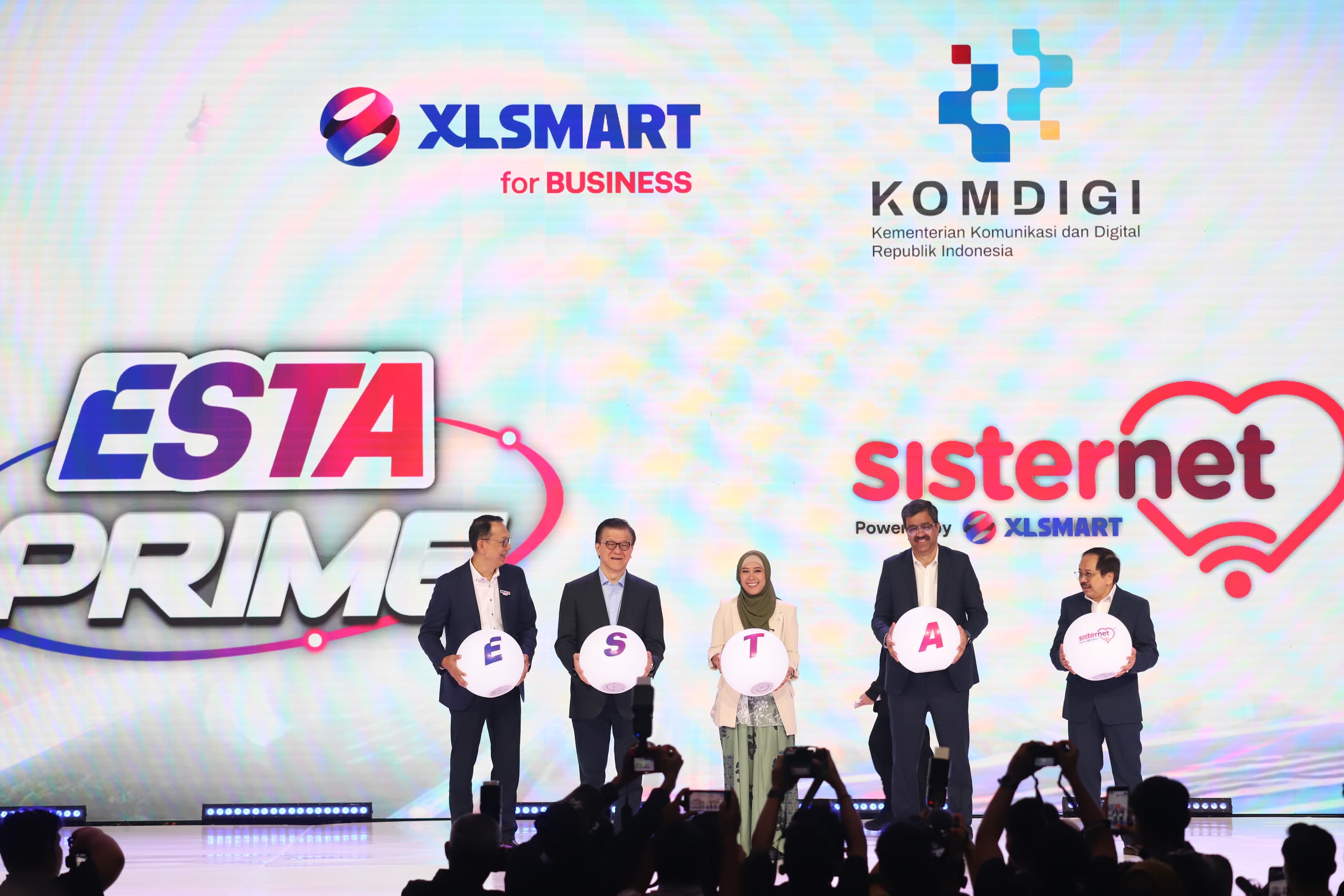 XLSMART dan KOMDIGI Luncurkan DigiHer untuk Perempuan Indonesia