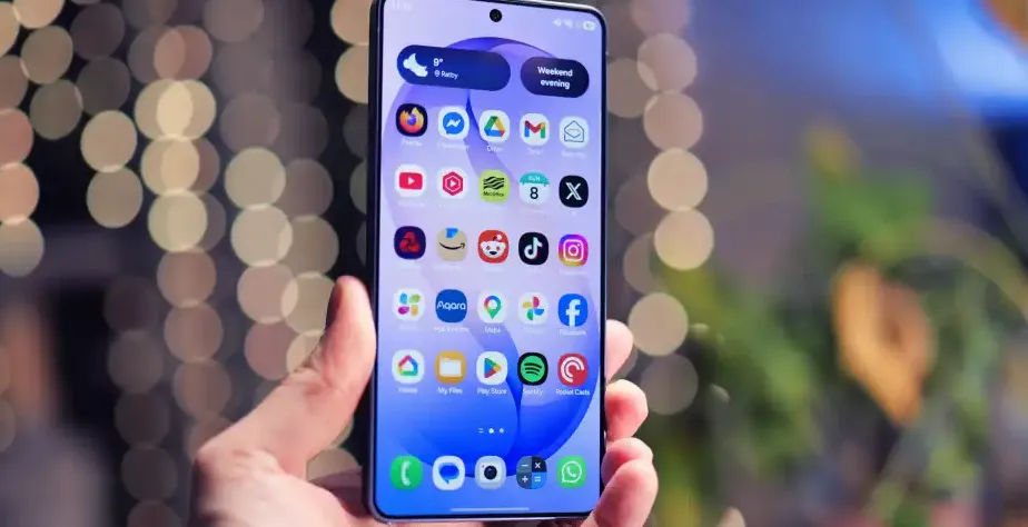 Green Line di Layar Samsung Usai Update, Resikonya Ganti Layar