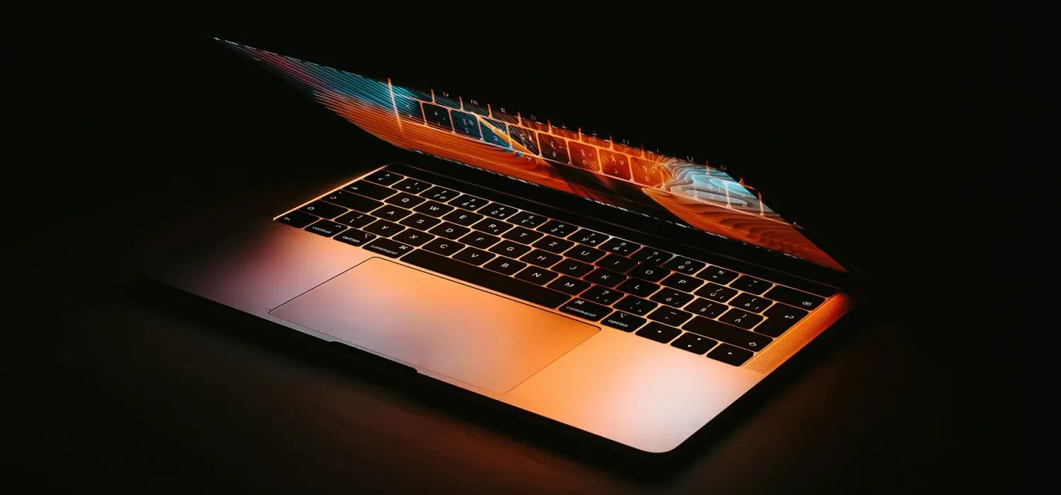 Apple Siapkan MacBook Ultra dan MacBook Pro M6 pada 2026