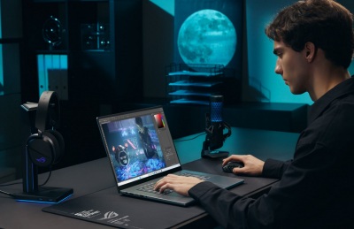 ROG Hadirkan Inovasi ROG Nebula Display untuk Gamer dan Kreator Konten