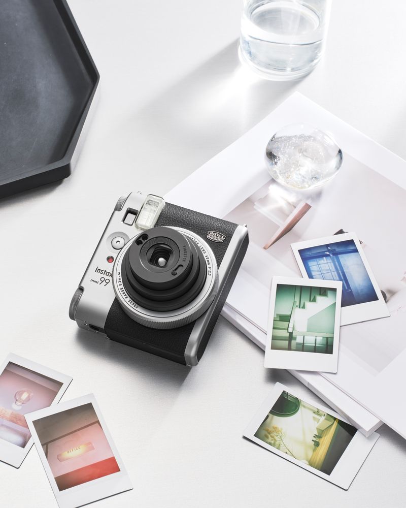 Instax Mini 99 Matte Silver Resmi di Indonesia, Ini Harganya