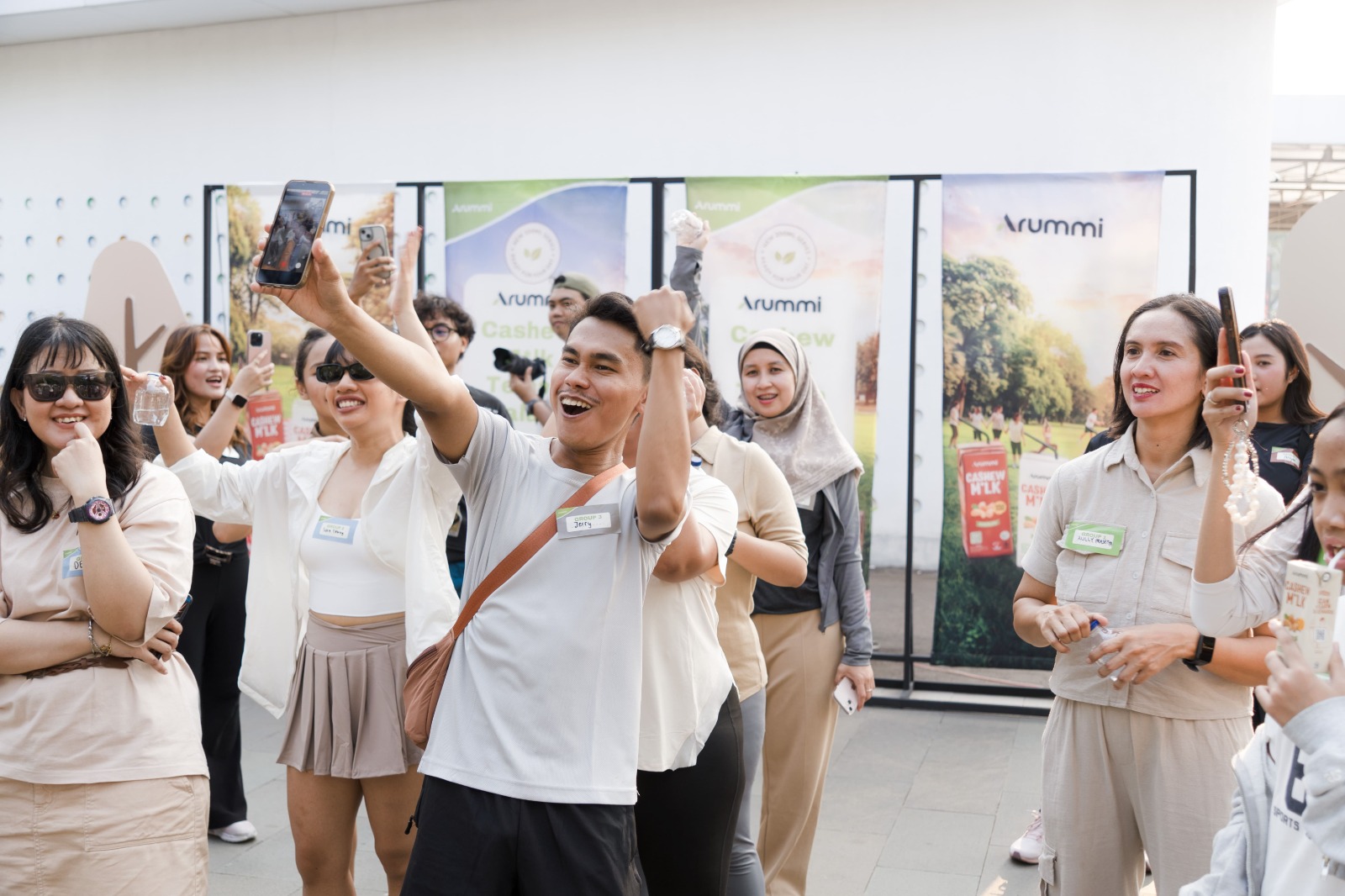 Arummi Luncurkan Kemasan 200 ml Susu Kacang Mede Praktis