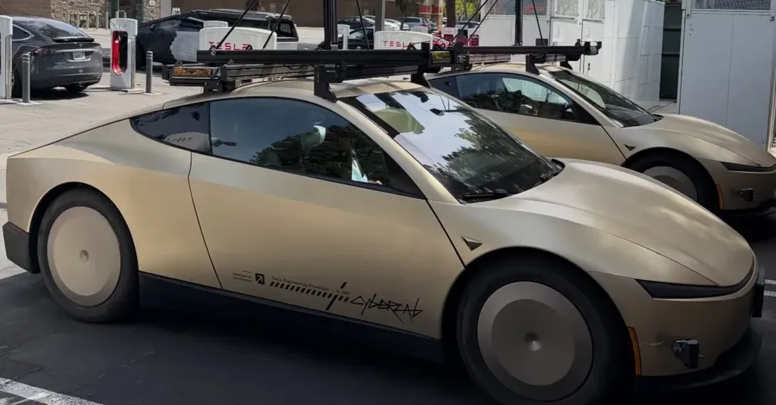Tanpa Setir dan Pedal, Robotaxi Tesla Cybercab Mulai Mengaspal di Jalanan AS
