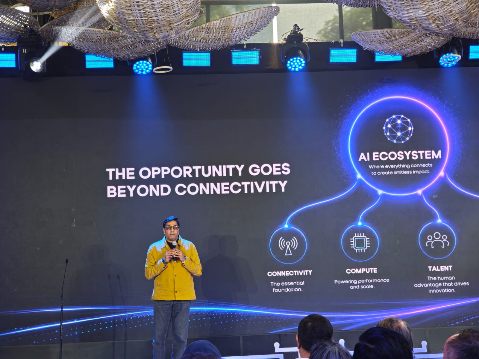 Content image for article: RAIA Grid Resmi Meluncur, Siap Jadi Jalan Tol Digital Era AI Indonesia