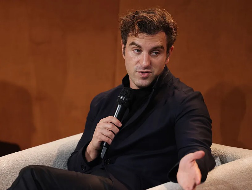 Airbnb Pangkas Waktu Pengembangan Fitur hingga 60% Berkat AI