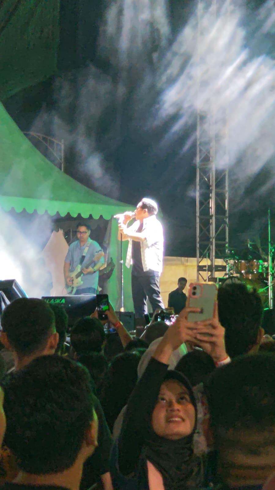 Content image for article: Surabaya Jadi Wilayah Kunci Pengembangan 5G XLSMART