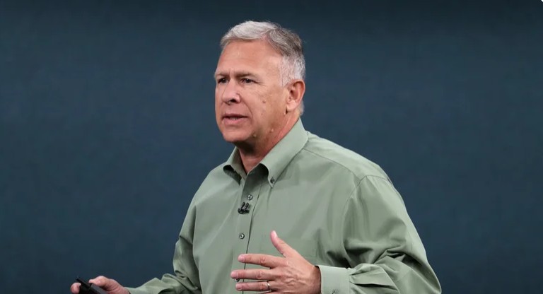 Sosok Penting di Apple Ini Kena Dampak Restrukturisasi di Era John Ternus