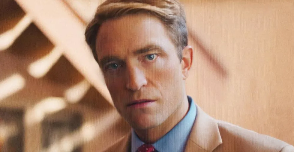Robert Pattinson Jadi Jurnalis Pemburu Predator Online di Film Primetime