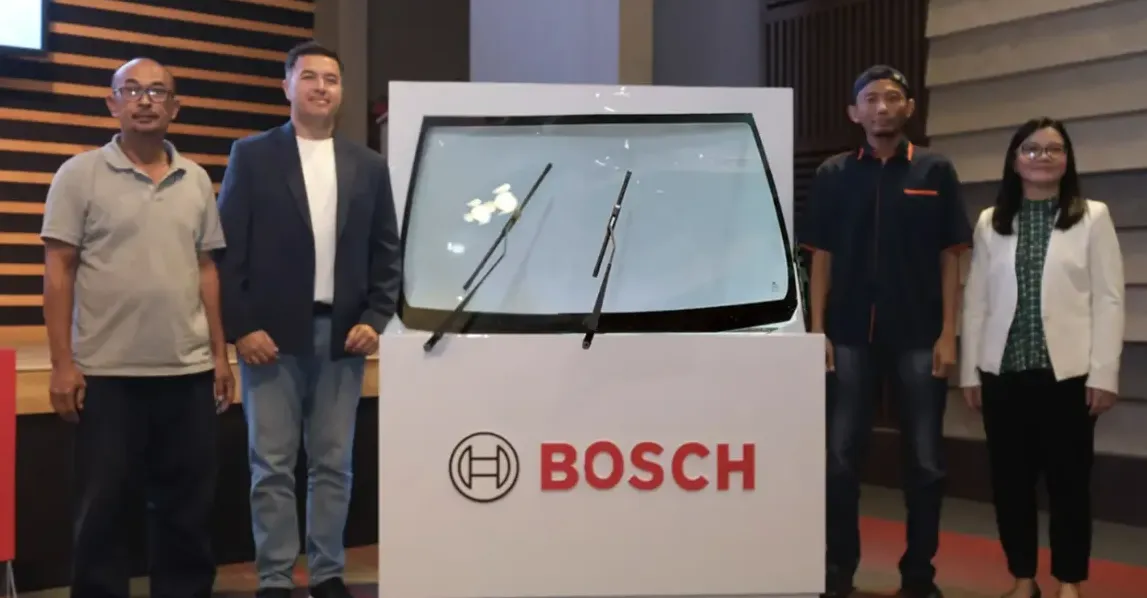 Hujan Datang, Pandangan Berkurang: Mengapa Wiper Bosch Jadi Bagian Penting dari Keselamatan Berkendara
