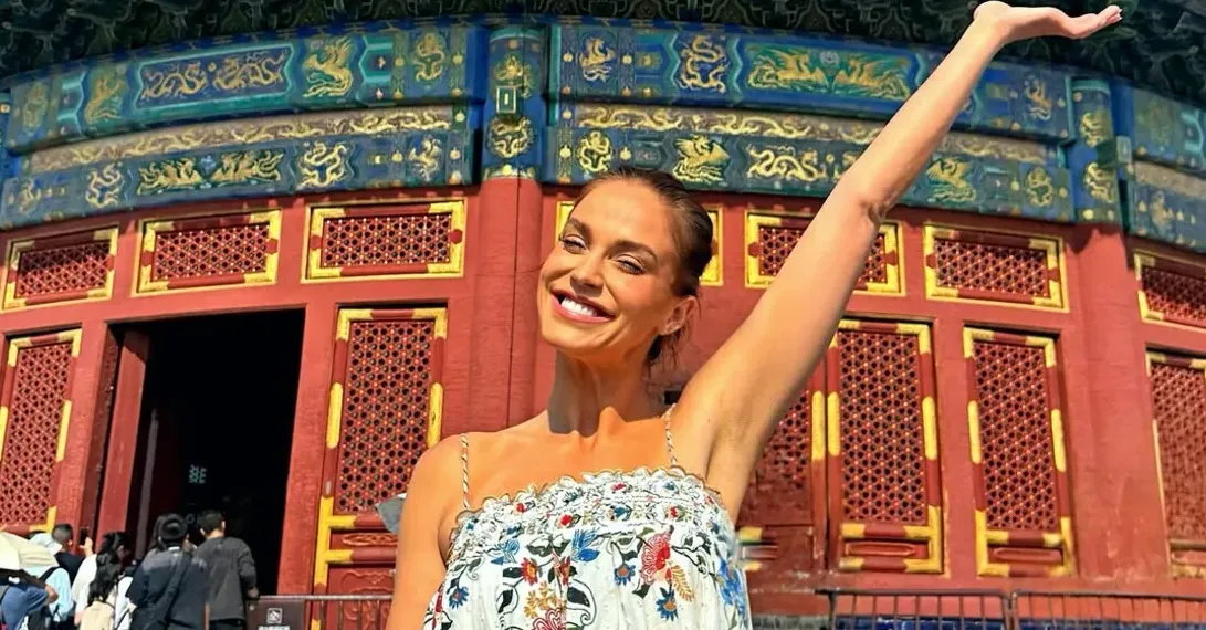 Vicky Pattison Pamer Bikini Seksi, Curhat Pilu Perjuangan Punya Momongan