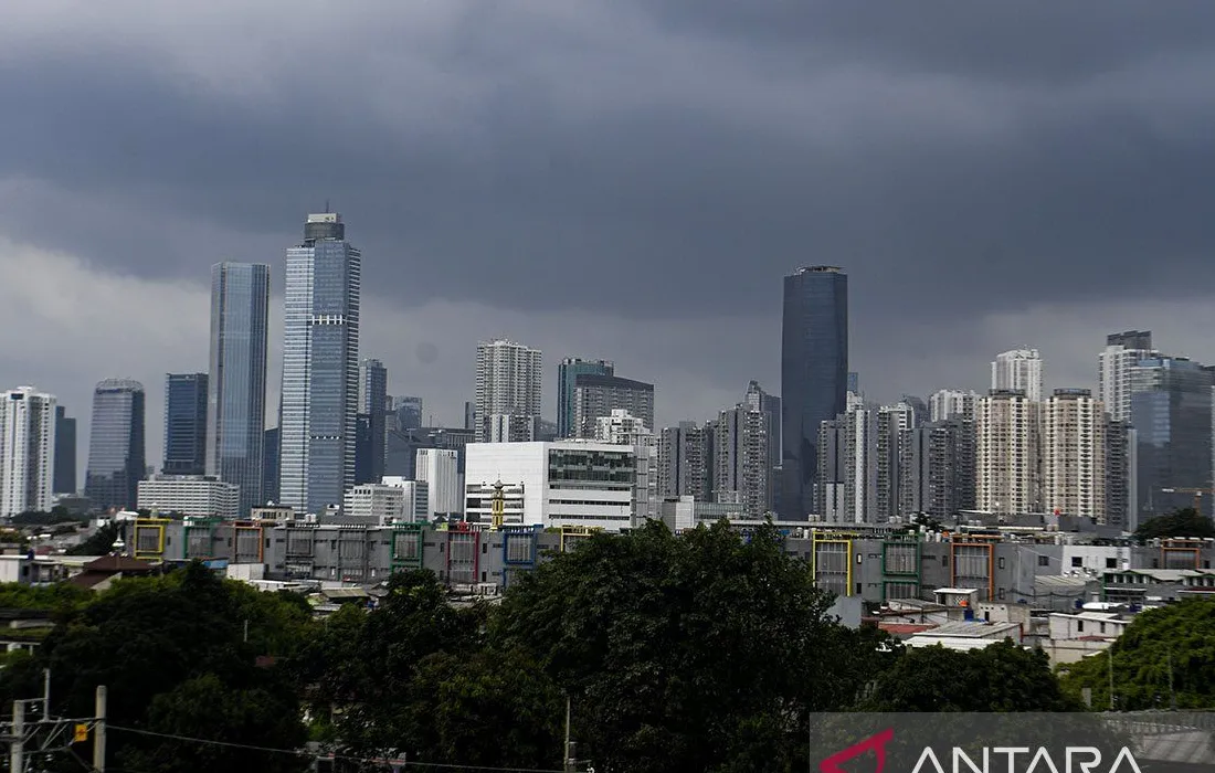 BMKG: Sebagian Jakarta Cerah Berawan, Sore Berpotensi Hujan