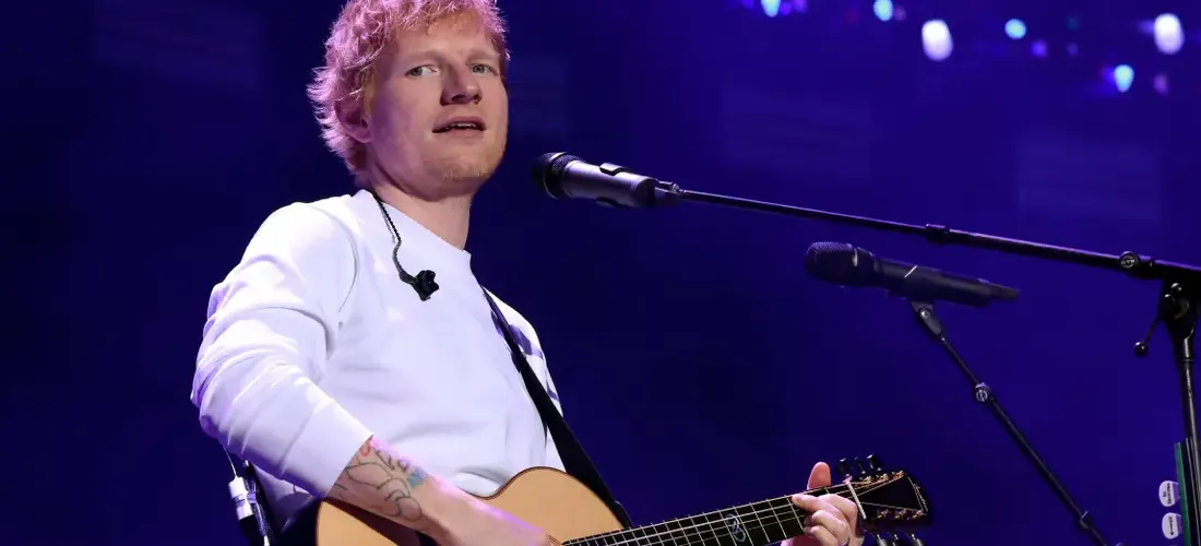 Badai Nor'easter Paksa Ed Sheeran Batalkan Dua Konser di Gillette Stadium
