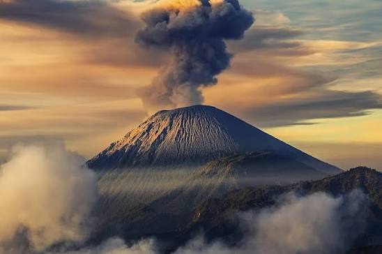Abu Vulkanik Menyebar, Ini Aplikasi untuk Pantau Kualitas Udara dari HP