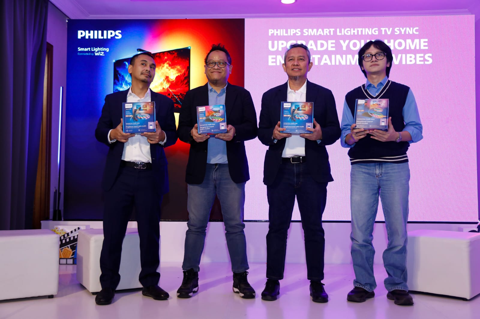 Philips Smart Lighting Bawa Pengalaman Menonton TV ke Level Lebih Imersif