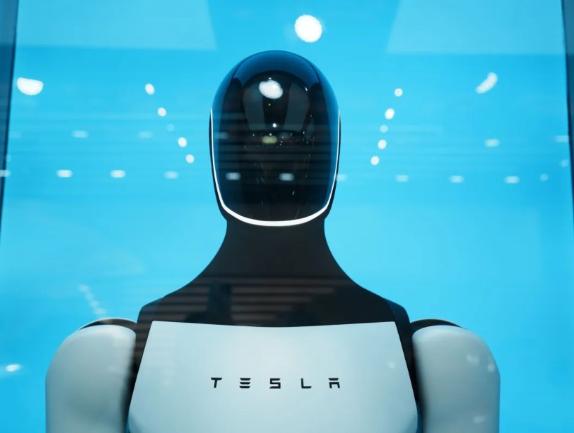 Tesla Mulai Produksi Robot Humanoid Optimus