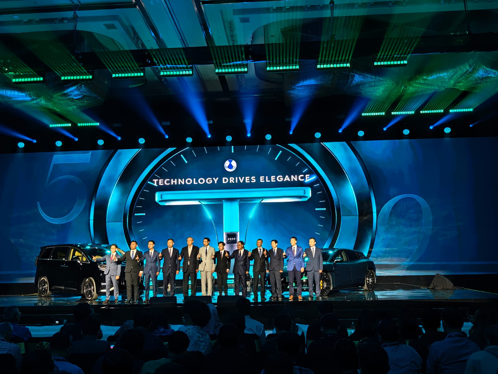 Danza Luncurkan The New D9 dan Z9 GT, Harga Tembus Rp2,25 Miliar