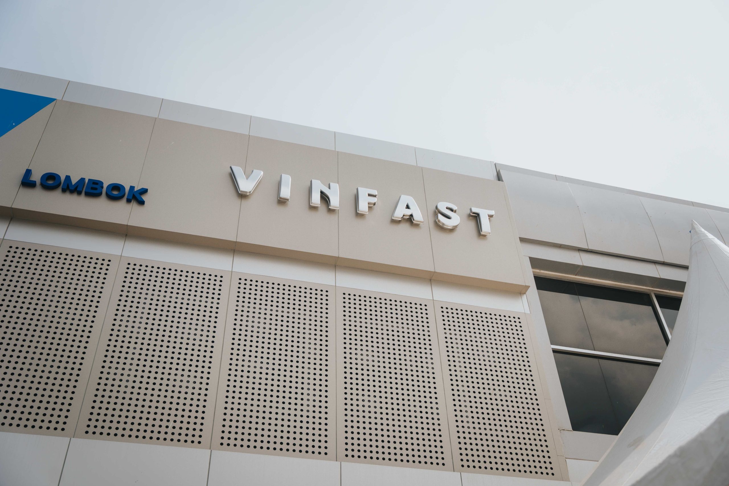VinFast Buka Diler ke-41 di Lombok, Perkuat Pasar Indonesia Timur