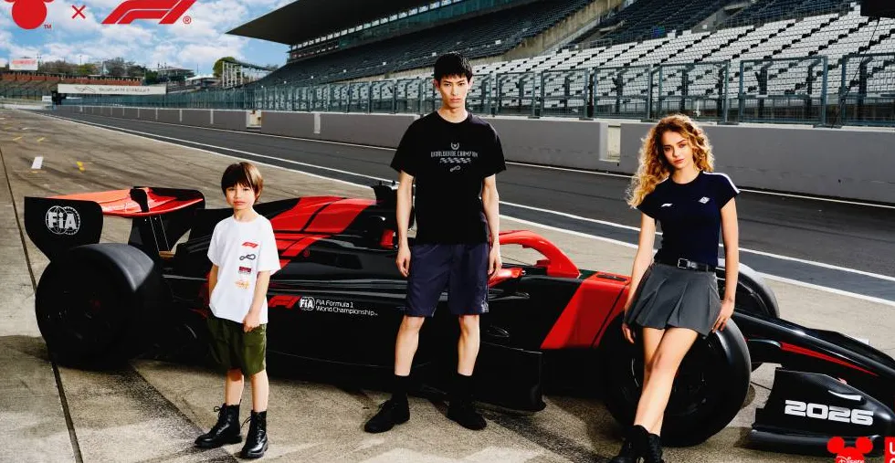 UNIQLO Disney x Formula 1 Resmi Meluncur di Indonesia