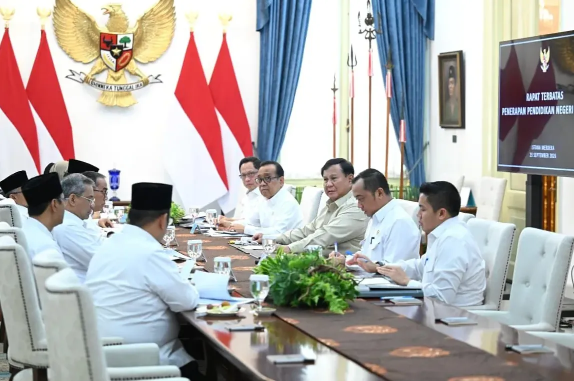 Dua Tahun Prabowo-Gibran: Survei Puas, tapi Harga Sembako Masih Jadi Ujian