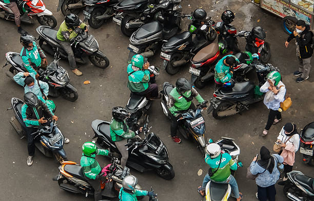 Minta Penumpang Pakai Helm, Driver Gojek Ini Mengaku Kena Suspend hingga Putus Mitra